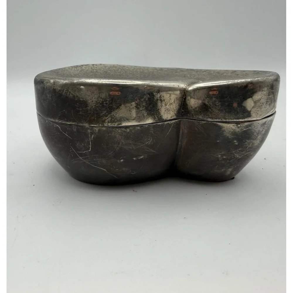 Vintage Heart Trinket Box Silver Tone Metal‎ Jewelry Keepsake Patina